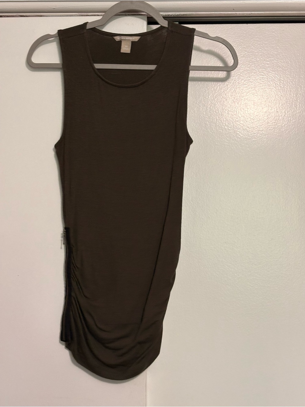 Banana Republic Olive Brown Sleeveless Ruched Tank